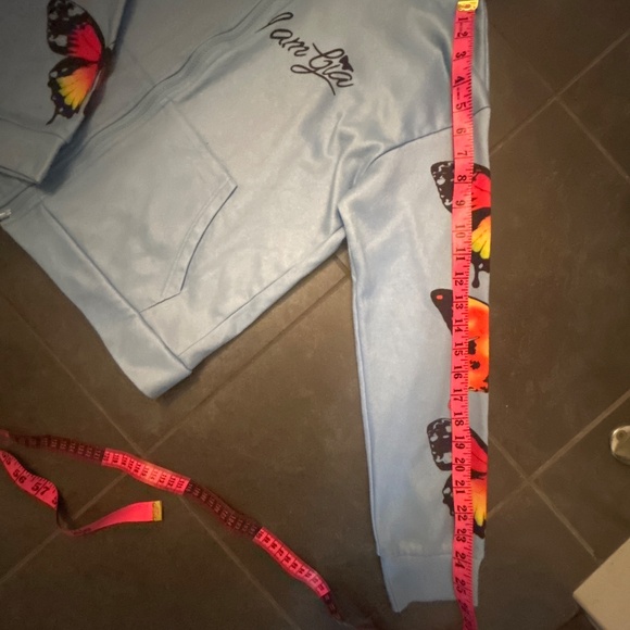 Track suit - Picture 8 of 9